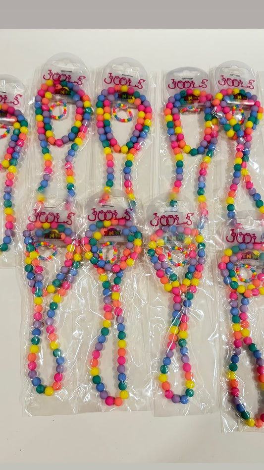 Jools Australia beaded necklace and ring set