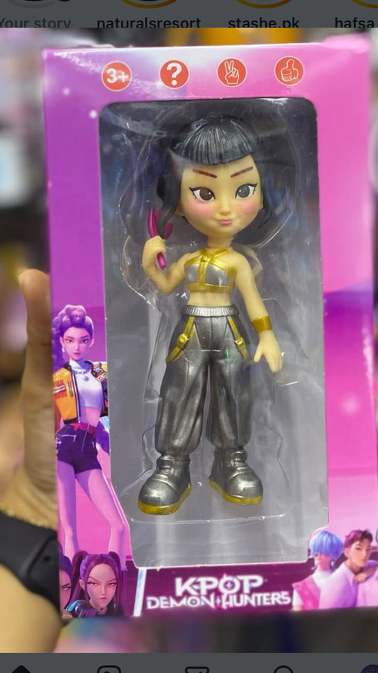 K-Pop Demon Hunters - Zoey Doll | Silver & Pink