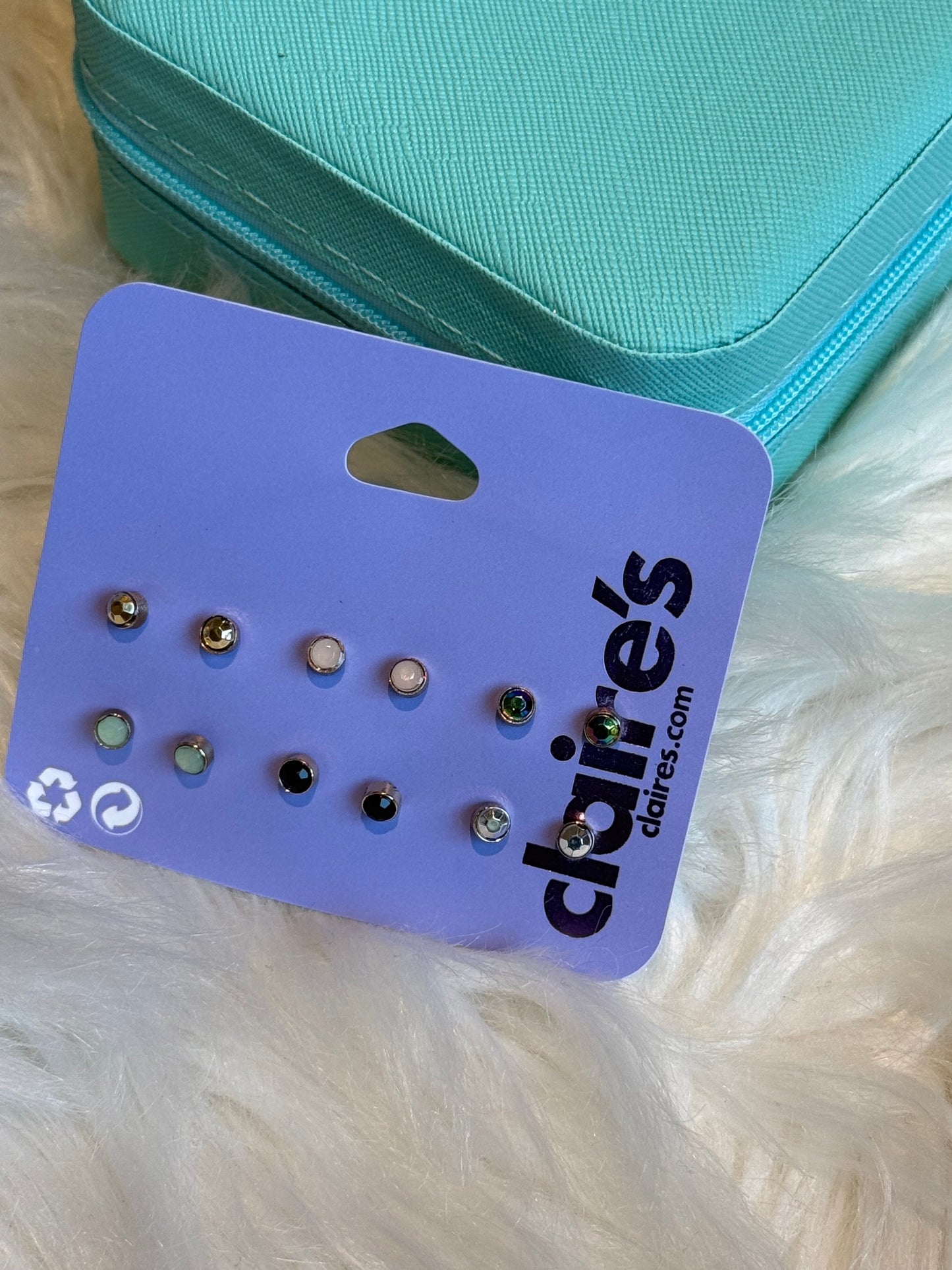 Claire’s set of 6 real stone and metal studs mini