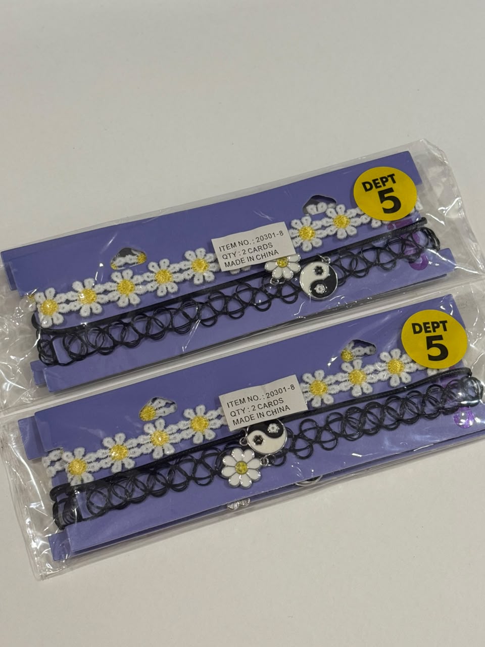 Claire's 3 Pack Daisy Chokers