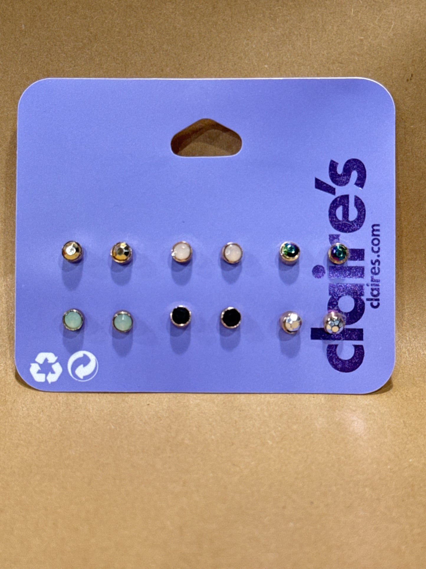 Claire’s set of 6 real stone and metal studs mini