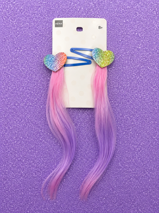 K-Pop Inspired Glitter Heart Hair Clips – 2 Piece Set