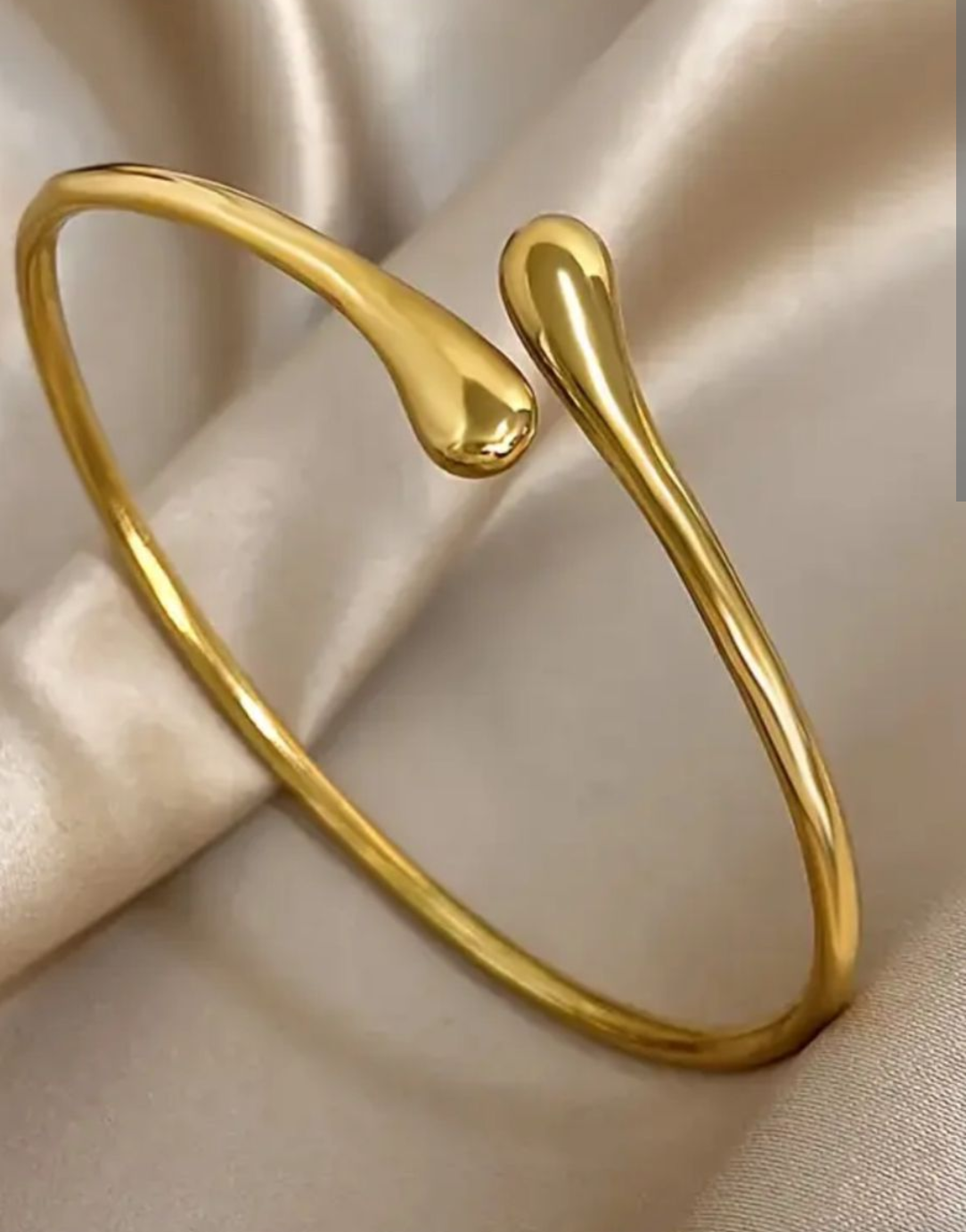 Shein Stainless Steel Water Drop Bangle